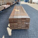 Ca. 47x Guyana Teak Beschoeiingsplanken, 20x200mm, lengte 550cm